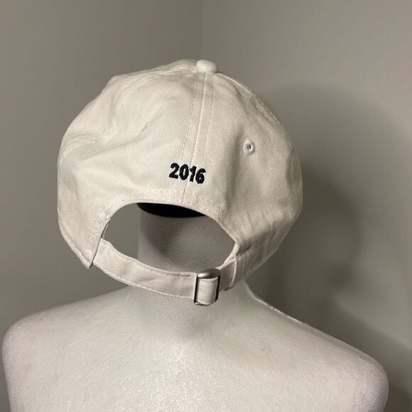 Titleist‎ Golf/Baseball Hat. Adjustable. Off White - Picture 2 of 6